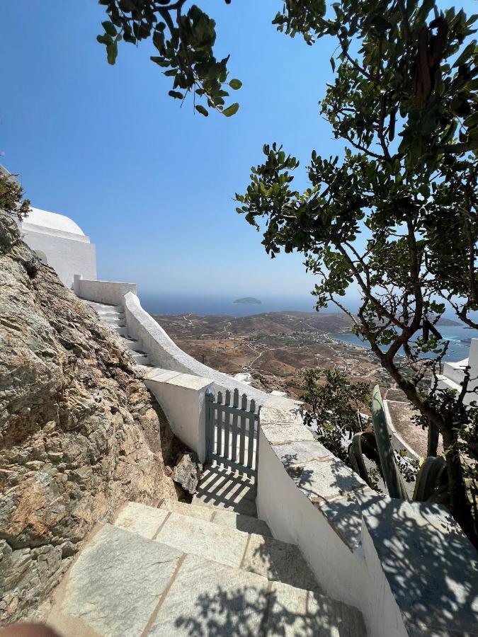 Windhouses Serifos Exterior photo